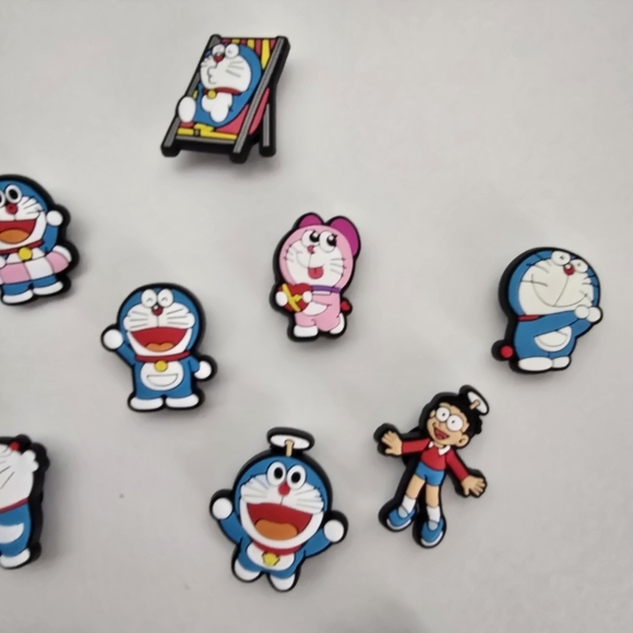 NEW Doraemon Cartoon Cat Jibbitz Bundle 16 Shoe Charms for Crocs - Picture 3 of 7